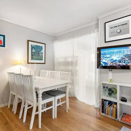 Dinbnb Homes I Family Friendly In Historical Sandviken Appartement