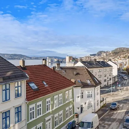 Апартаменты Dinbnb Homes I Family Friendly In Historical Sandviken Берген